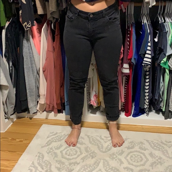 ♥️ Levi’s mid rise skinny black jeans ♥️ - Picture 3 of 4